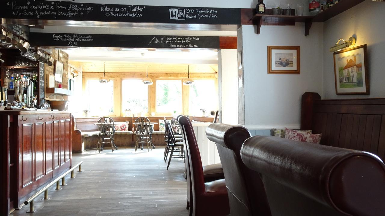 The Furze Bush Inn Newbury  Exterior foto